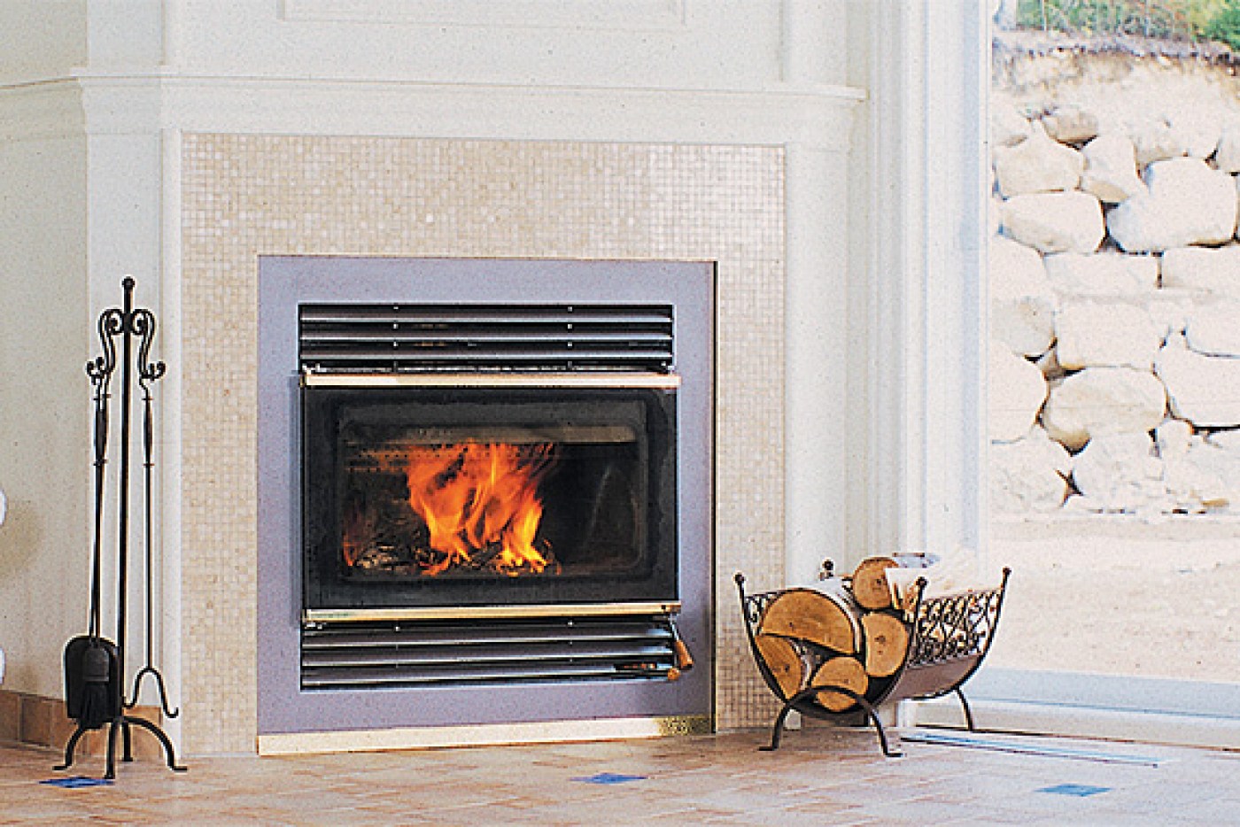 Efficient wood burning fireplace