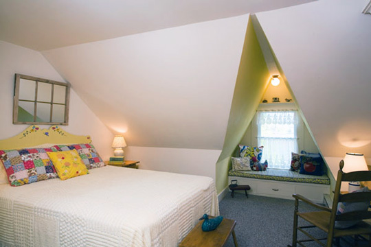 Window seat in attic bedroom | Attic remodel