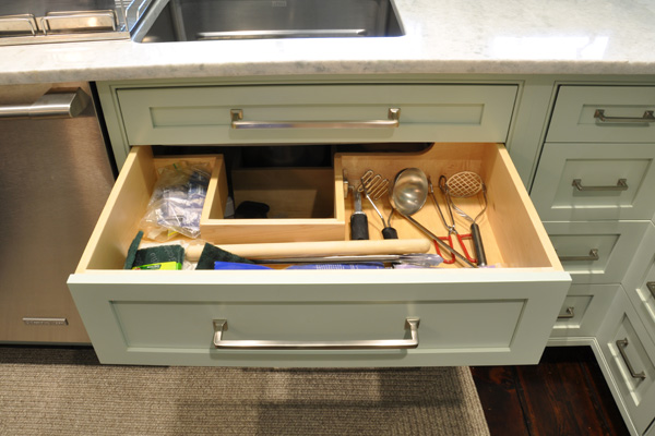 U-Shaped Drawer in Kitchen | Under-Sink Organizer Ideas