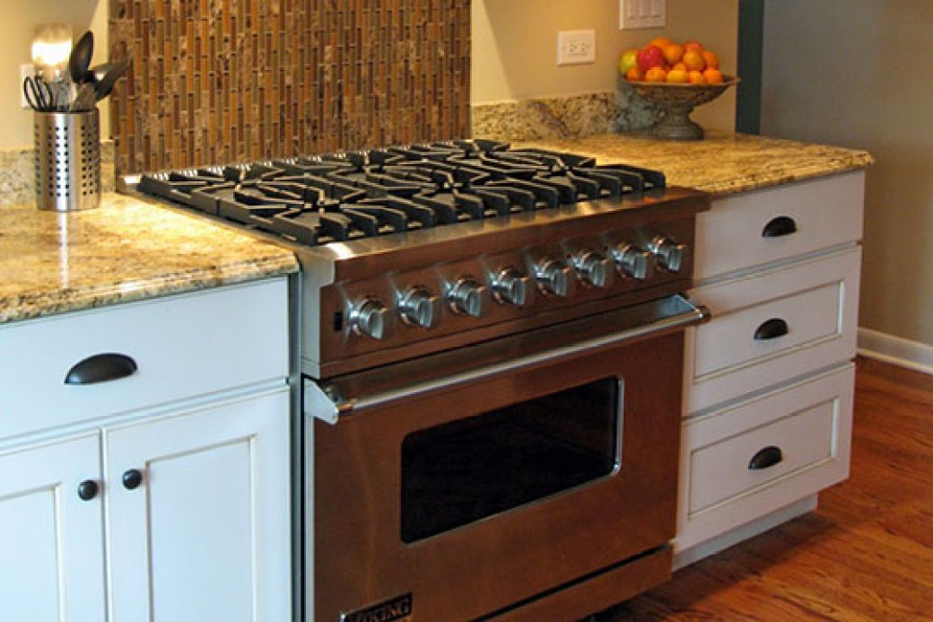 Luxury six-burner stove in a home kitchen