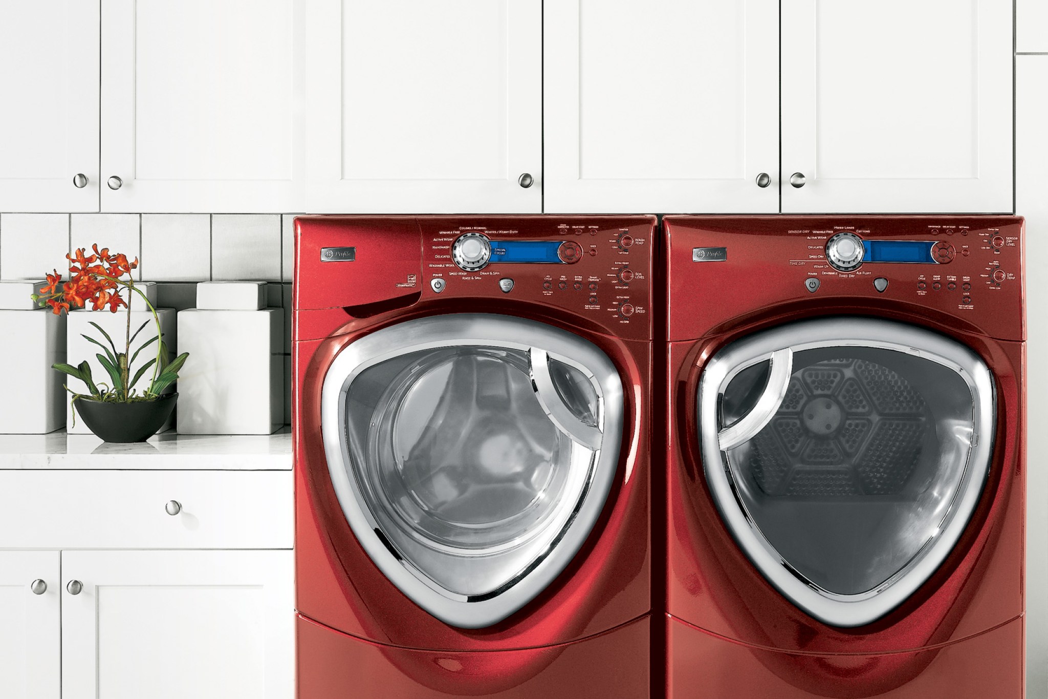 Color Spotlight: Ruby Red Kitchen Appliances