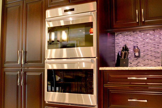 What's Best, a Cooktop and Wall Oven or a Range When Remodeling