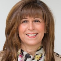 Author photo of writer Lisa Kahn