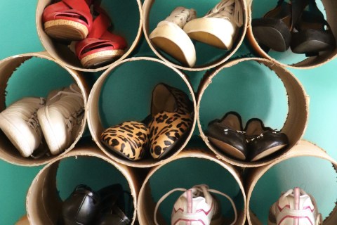 DIY shoe organizer made of cardboard concrete forms