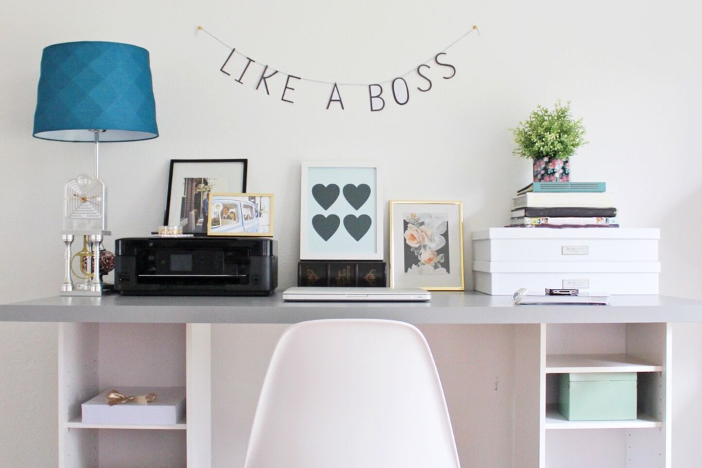 Desk with laptop and mug on it | Get Mortgage Pre-Approval