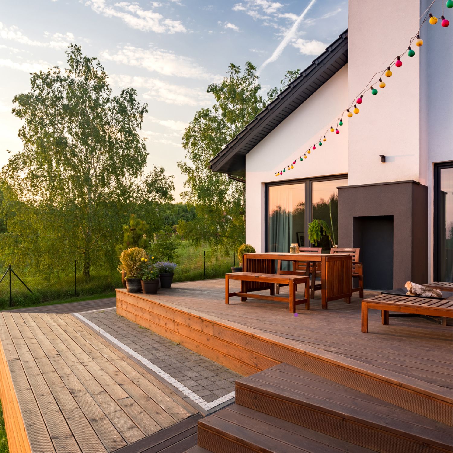 Backyard deck with multiple levels