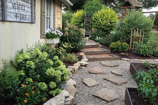 Easy Landscaping Maintenance, Crushed Stone Landscaping Ideas