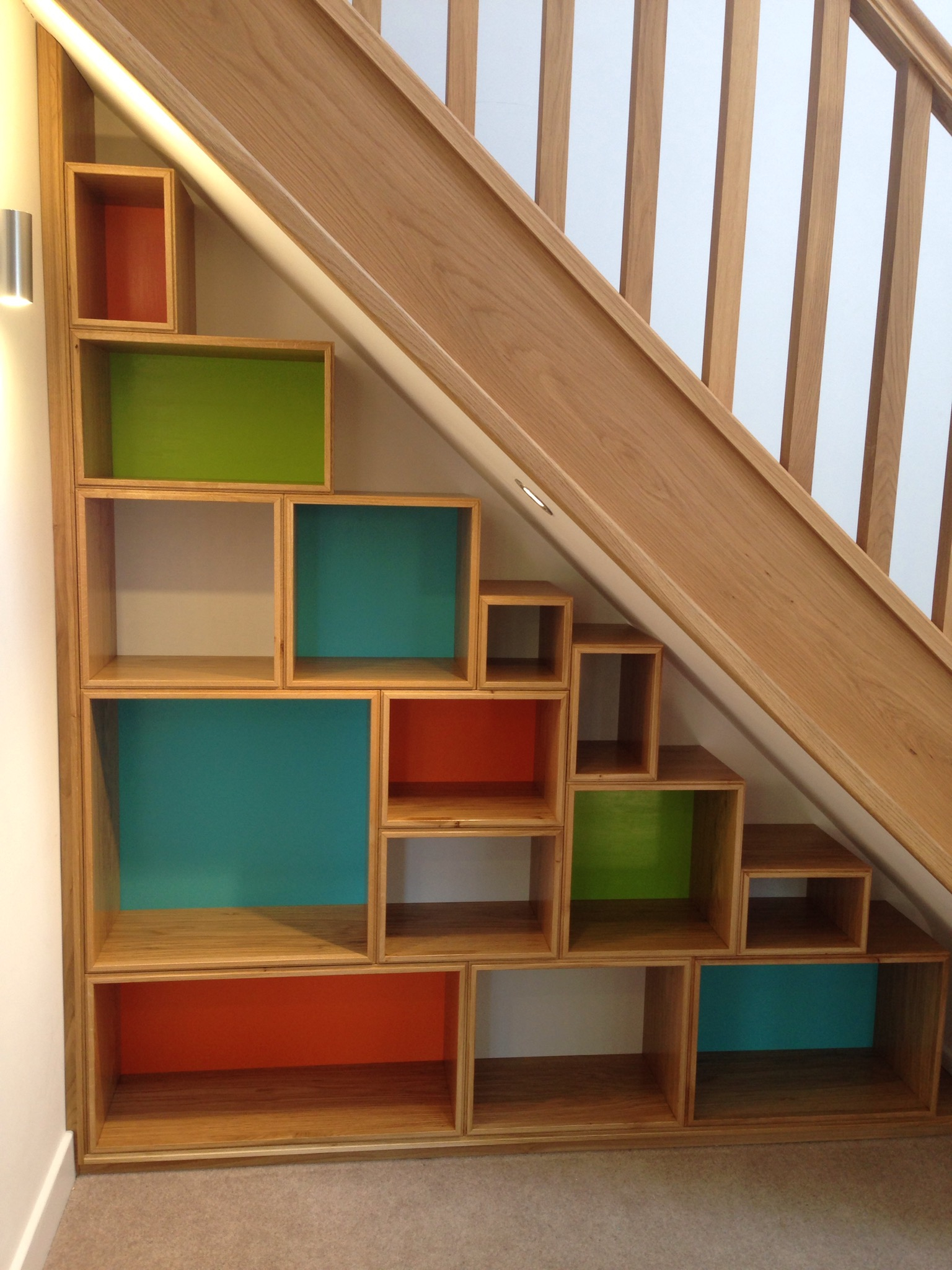 New Staircase Shelf Designs 