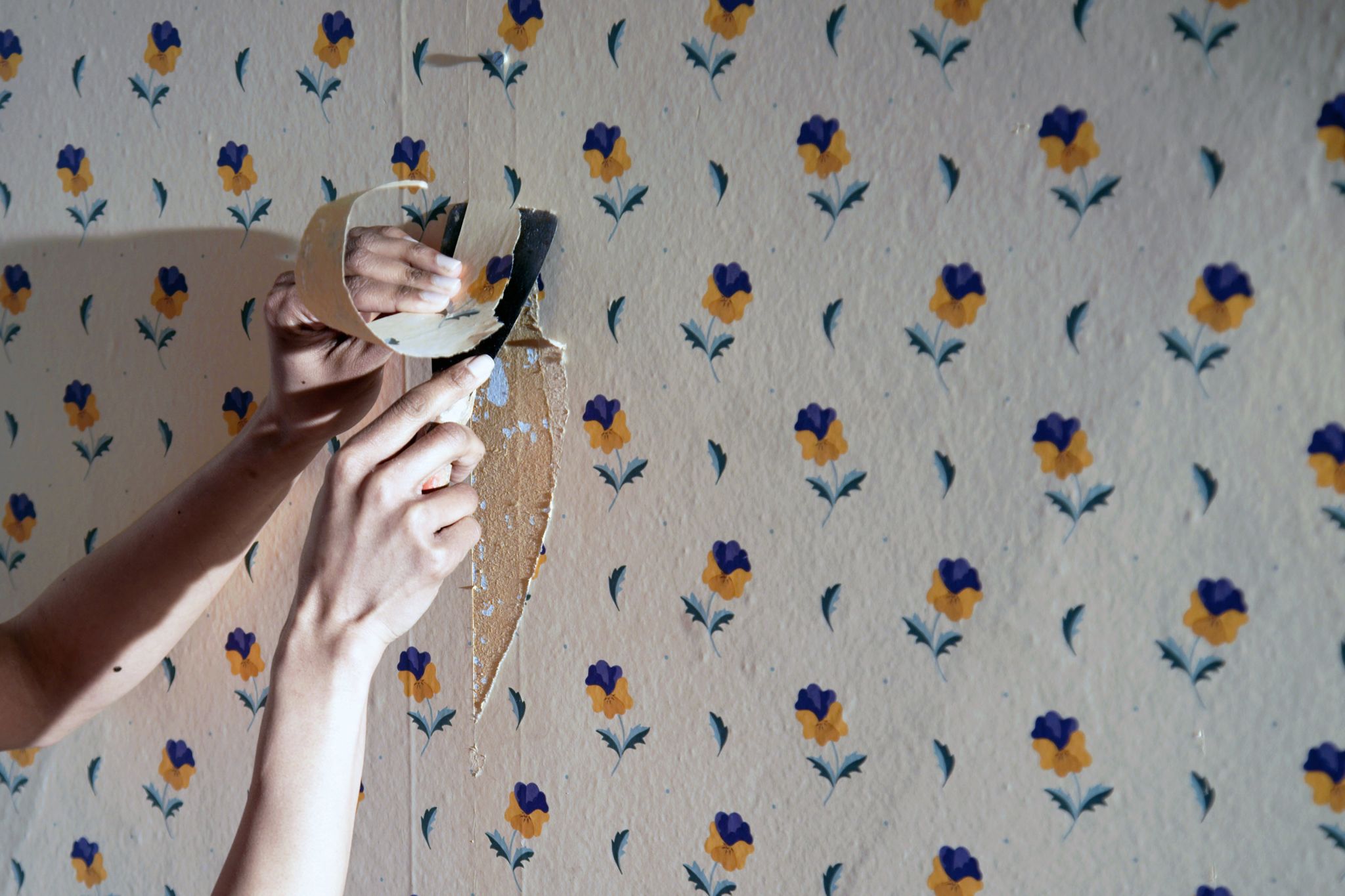 how-to-remove-wallpaper-floral-print