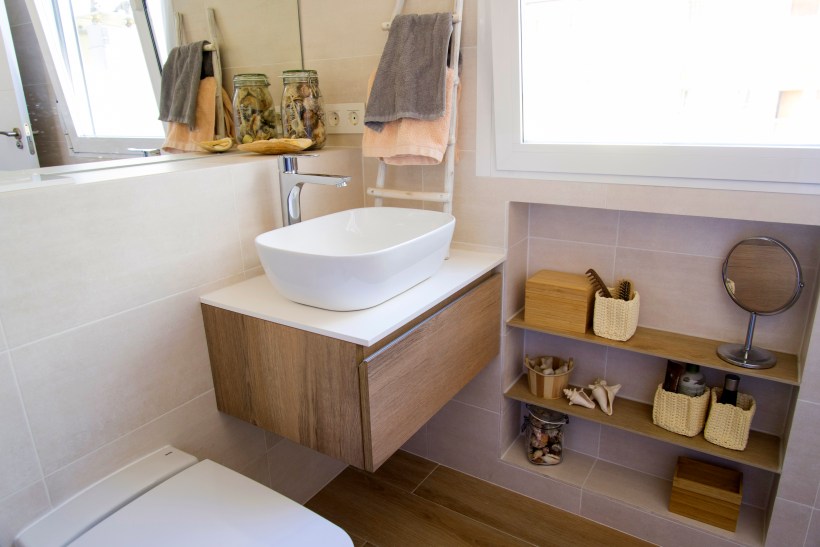 Spa-Bathroom-Remodel-open-shelving-modern