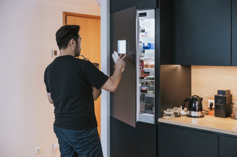 remodeling-kitchen-personality-smart-fridge-man-groceries