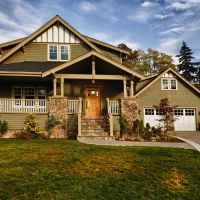 Suburban home with grass turning brown.
