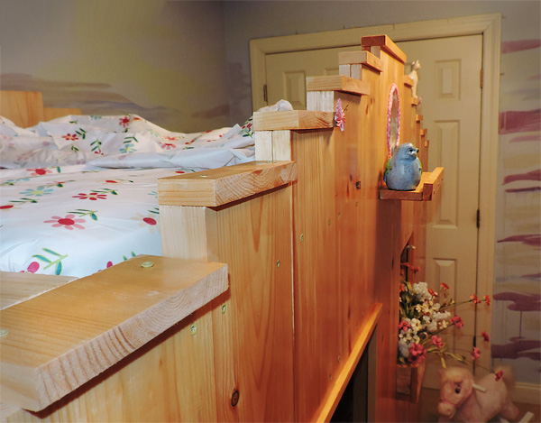 Top bunk of fairytale bunkbed