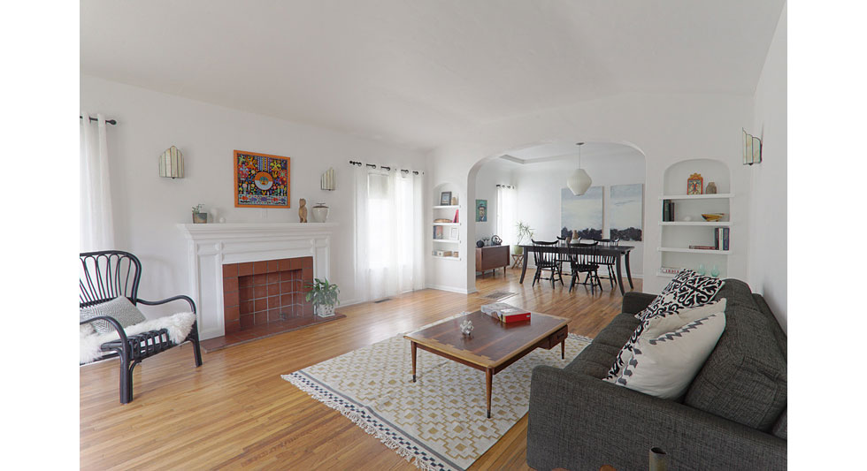 Hardwood floors in a home living room