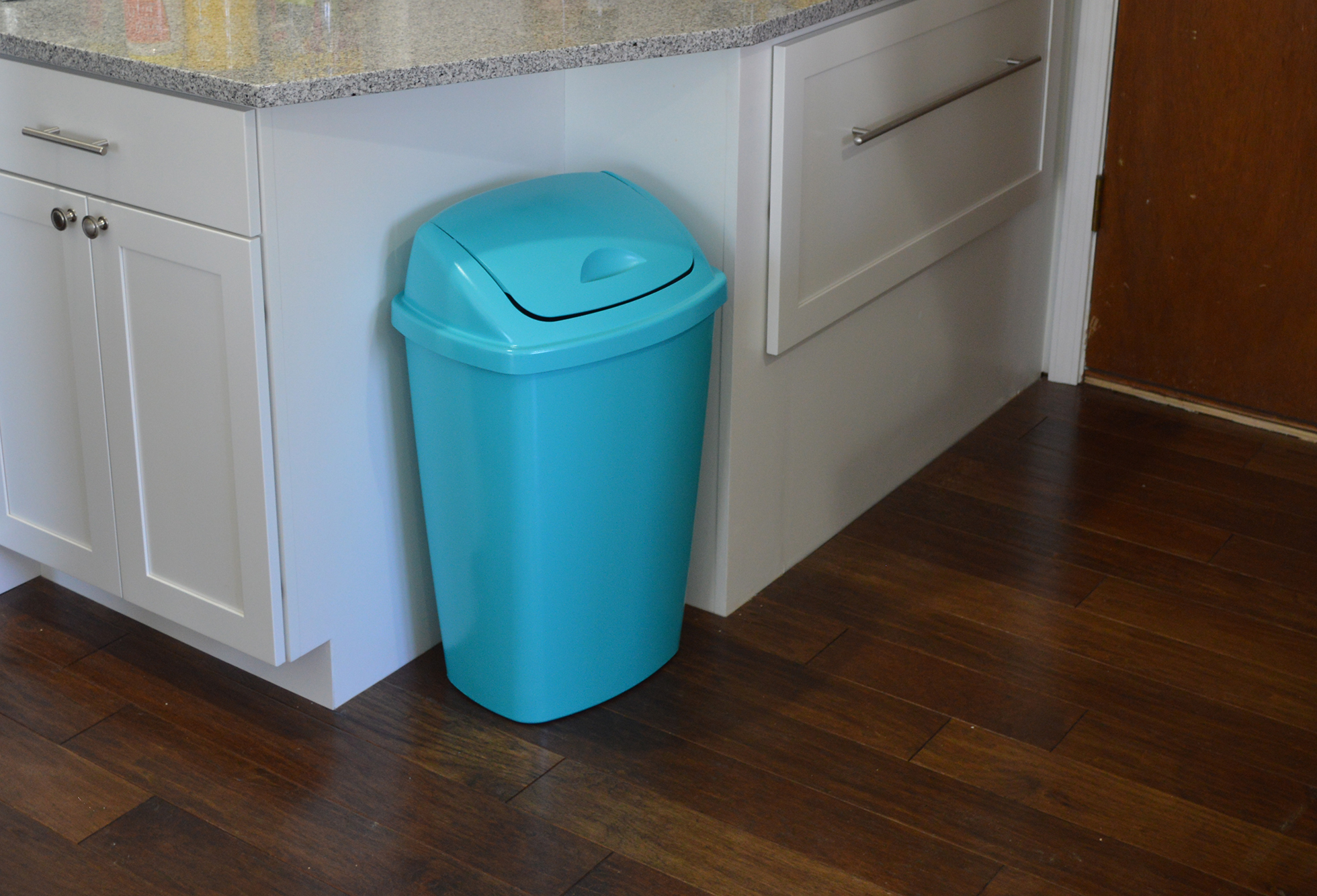 Cheery blue trash can