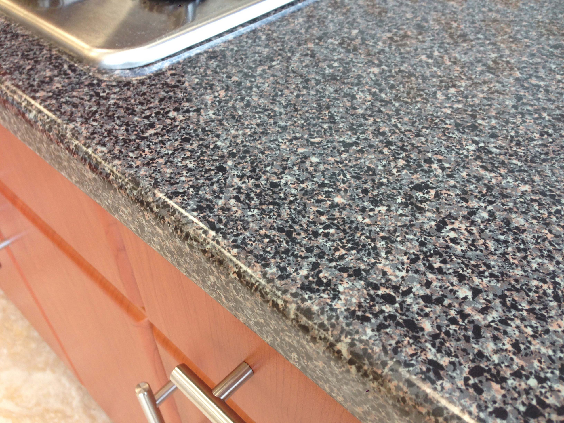 Granite-look laminate kitchen counter