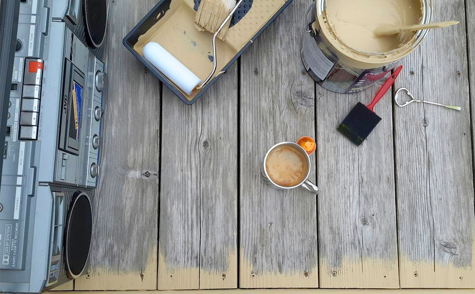 Resealing a deck in September